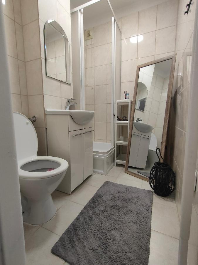 شقة Apartament Szmaragdowy Centrum وارسو المظهر الخارجي الصورة
